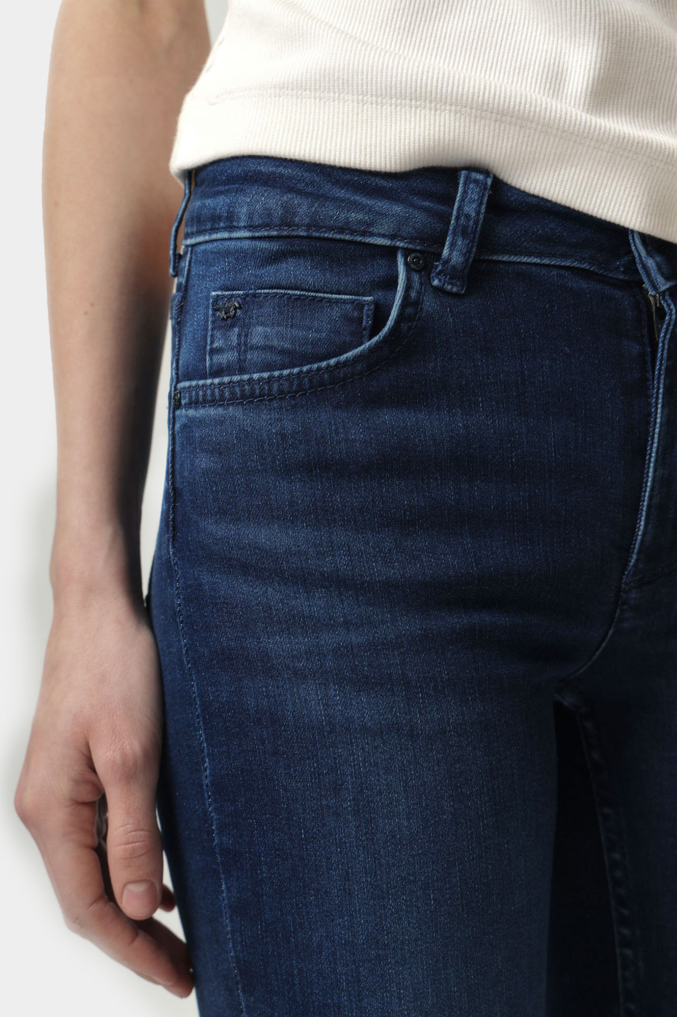 1016593-5000 джинсы mustang 