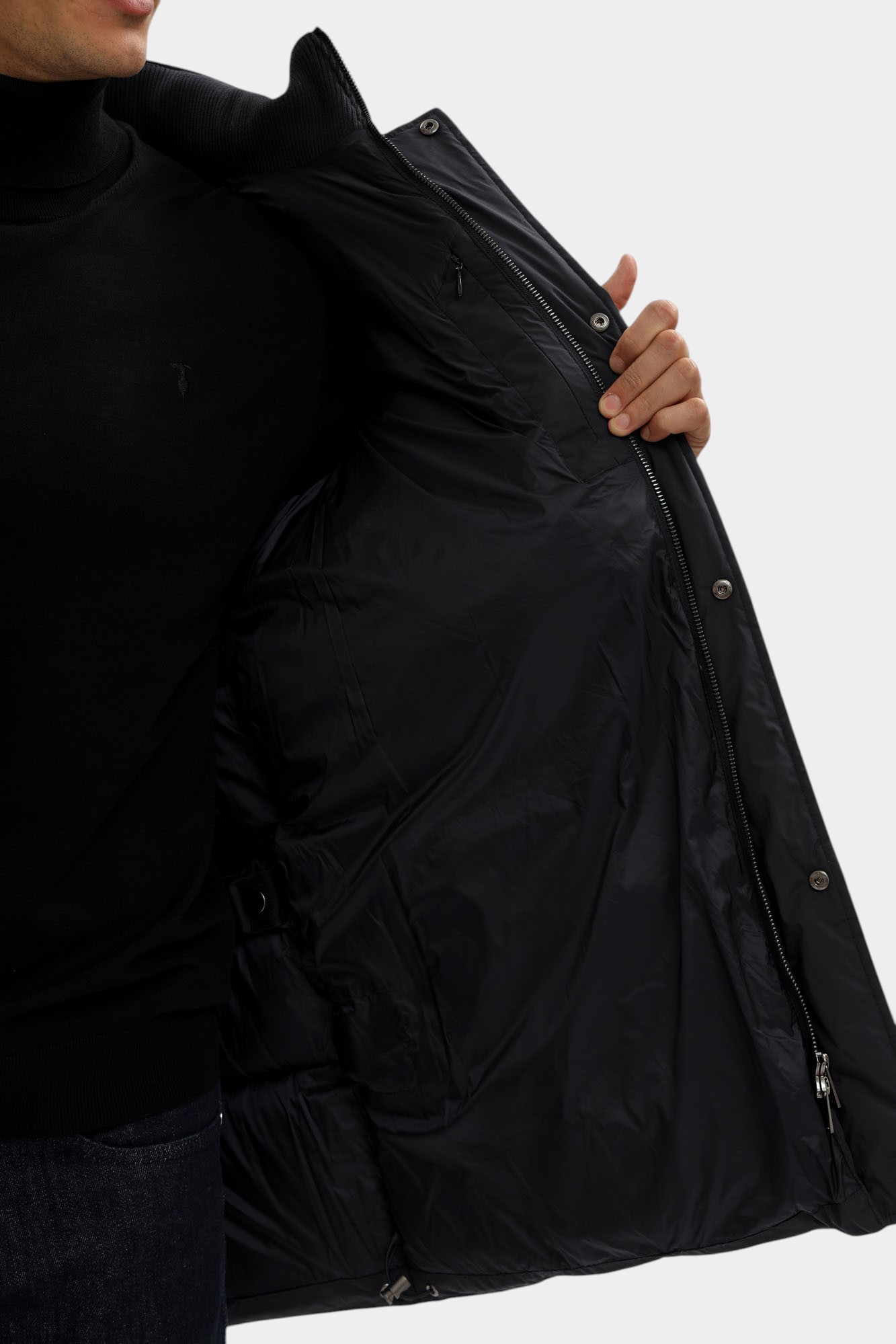 F008M000013N-MO805N12-08YT Пальто пуховое Trussardi Синий