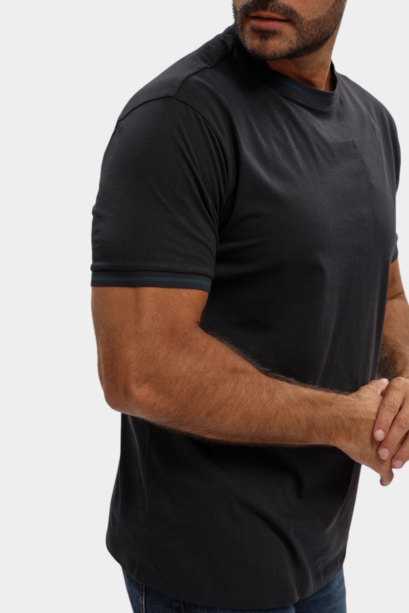 XM001467_AF10356 Футболка Armani Exchange Синий