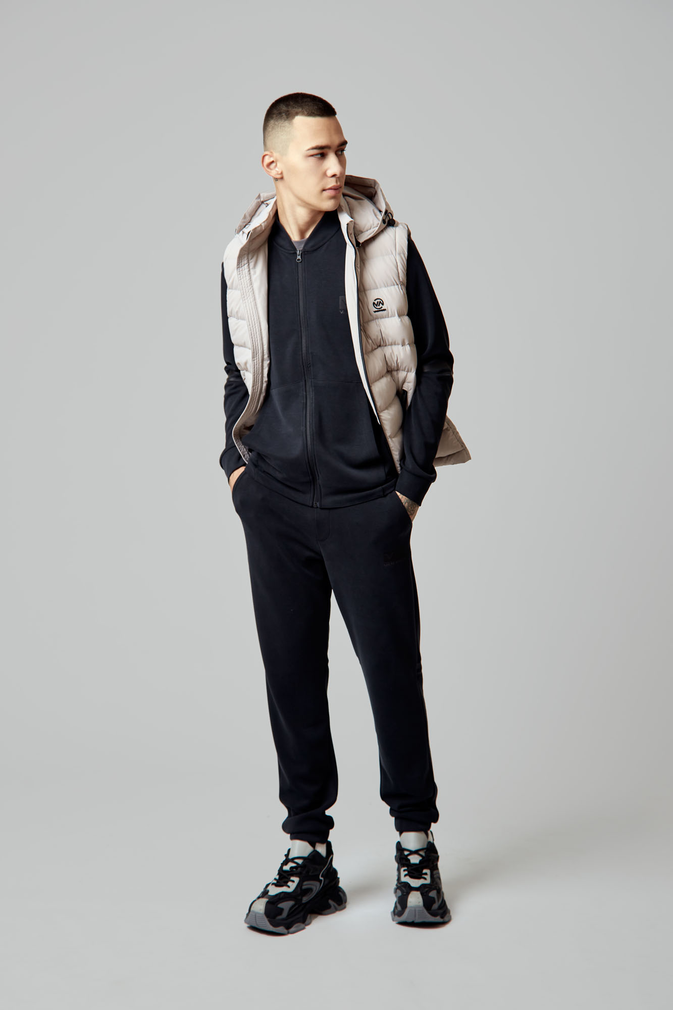 VM-OMA-53-347 Брюки Van Mich Черный