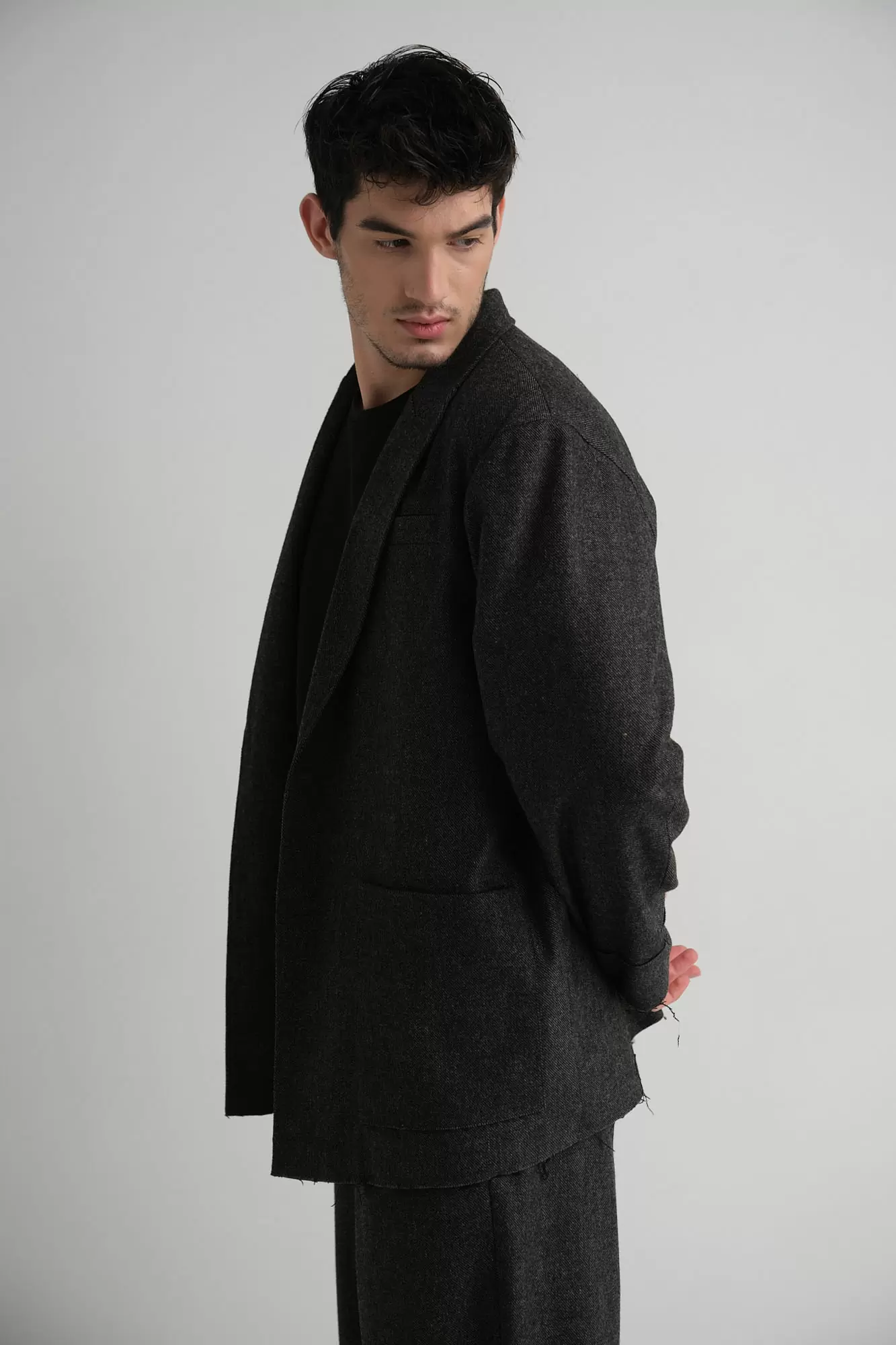 M-242-THT-56-0082 Пиджак The Hills Серый