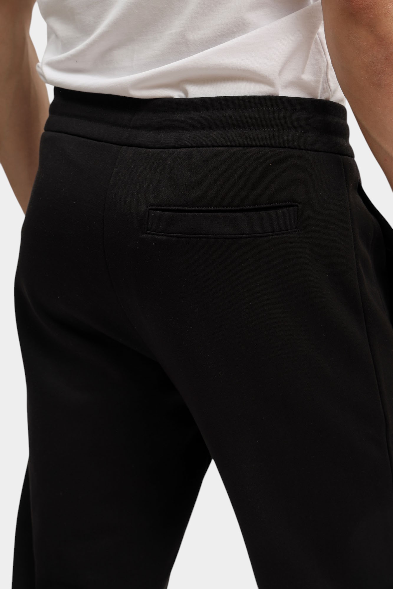 XM001299_AF20934 Брюки спортивные Armani Exchange Черный