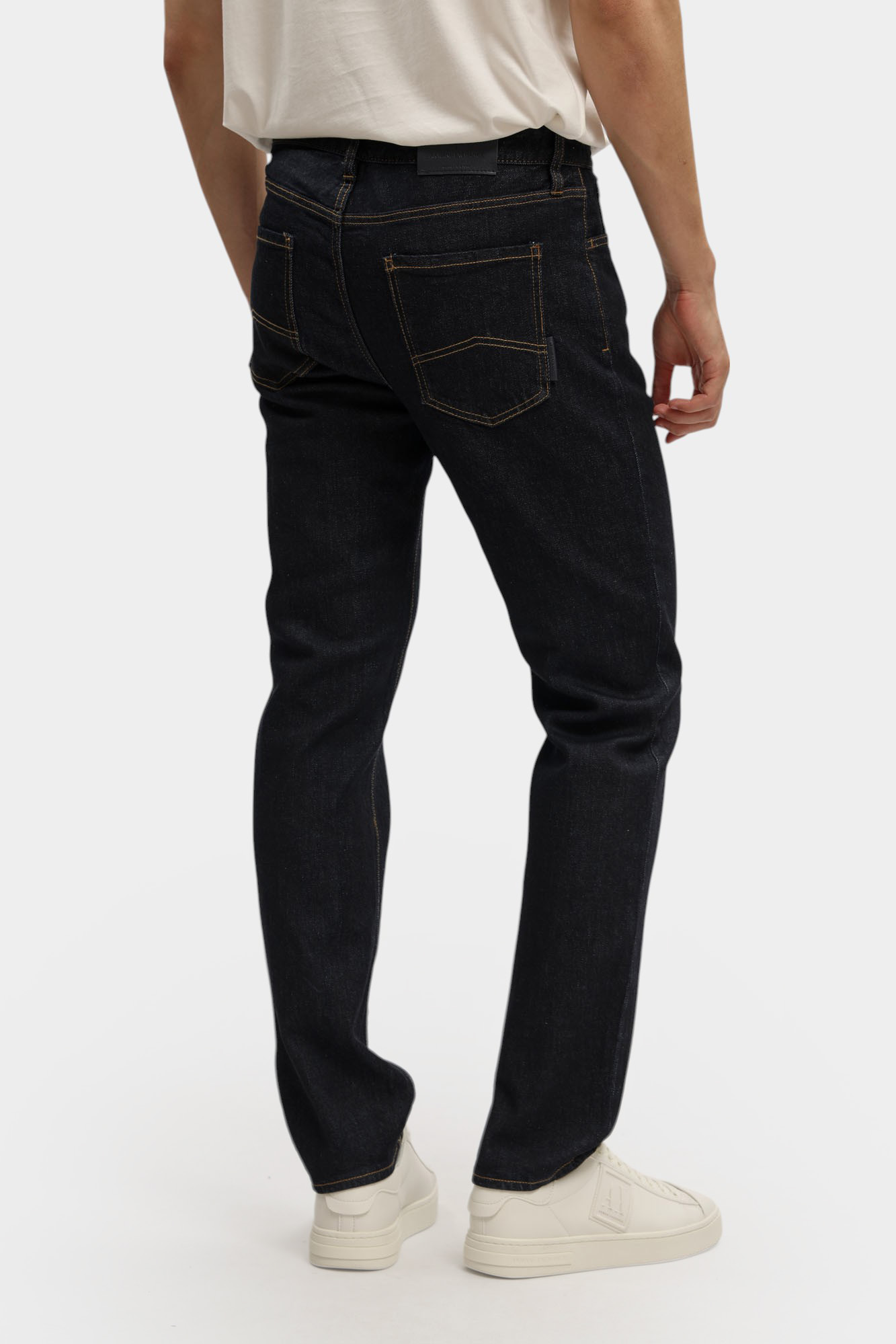 XM000049_AF14264 Джинсы Armani Exchange Голубой