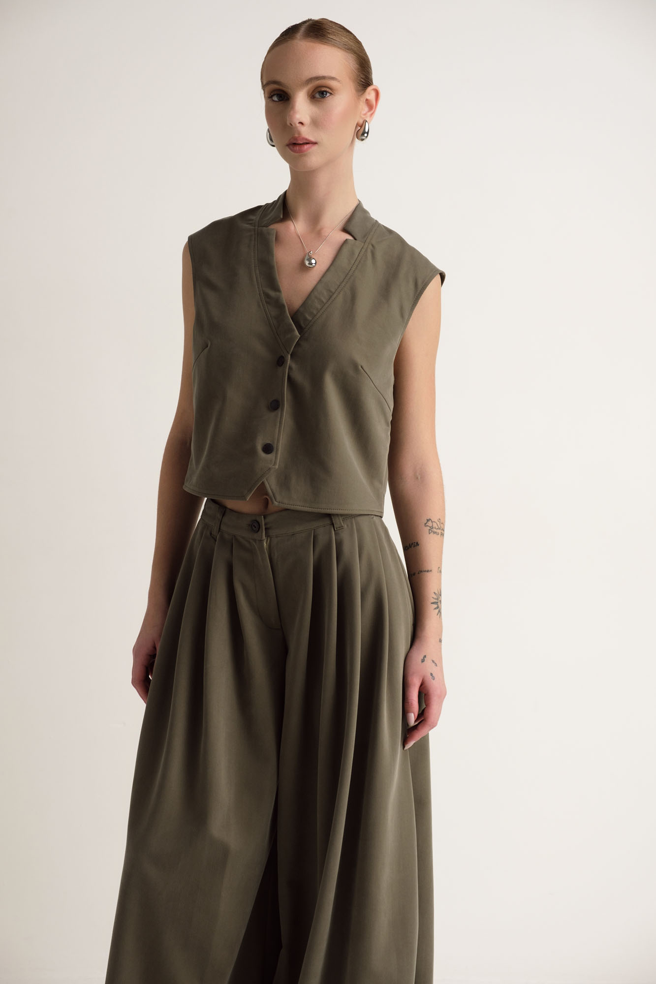 W-242-TH-56-0093 жилет the hills 