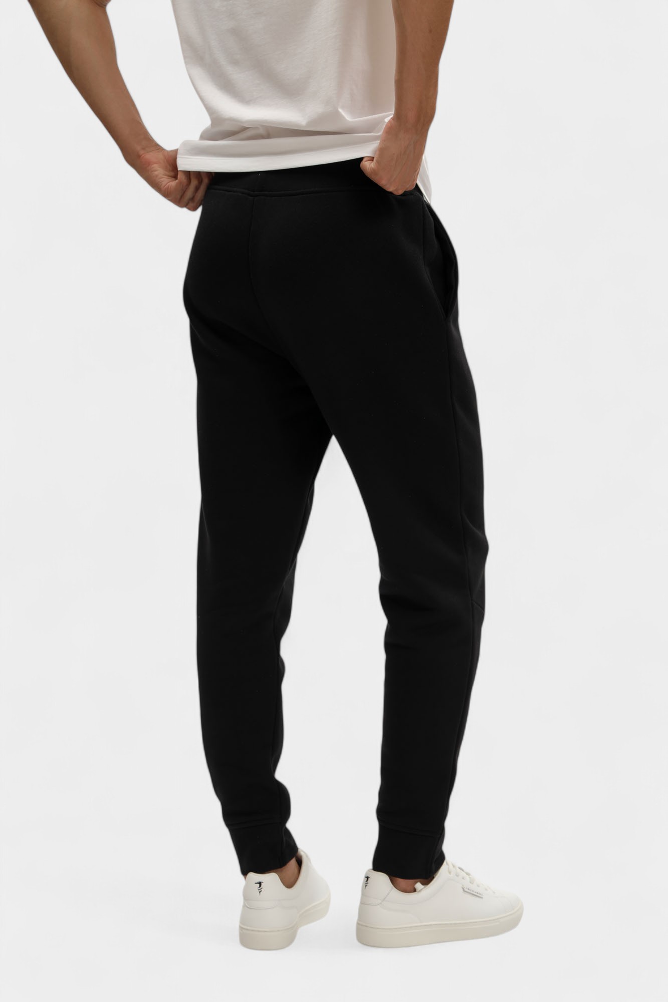 P8018000062N-MP355F01-83Y3 Брюки спортивные Trussardi Черный