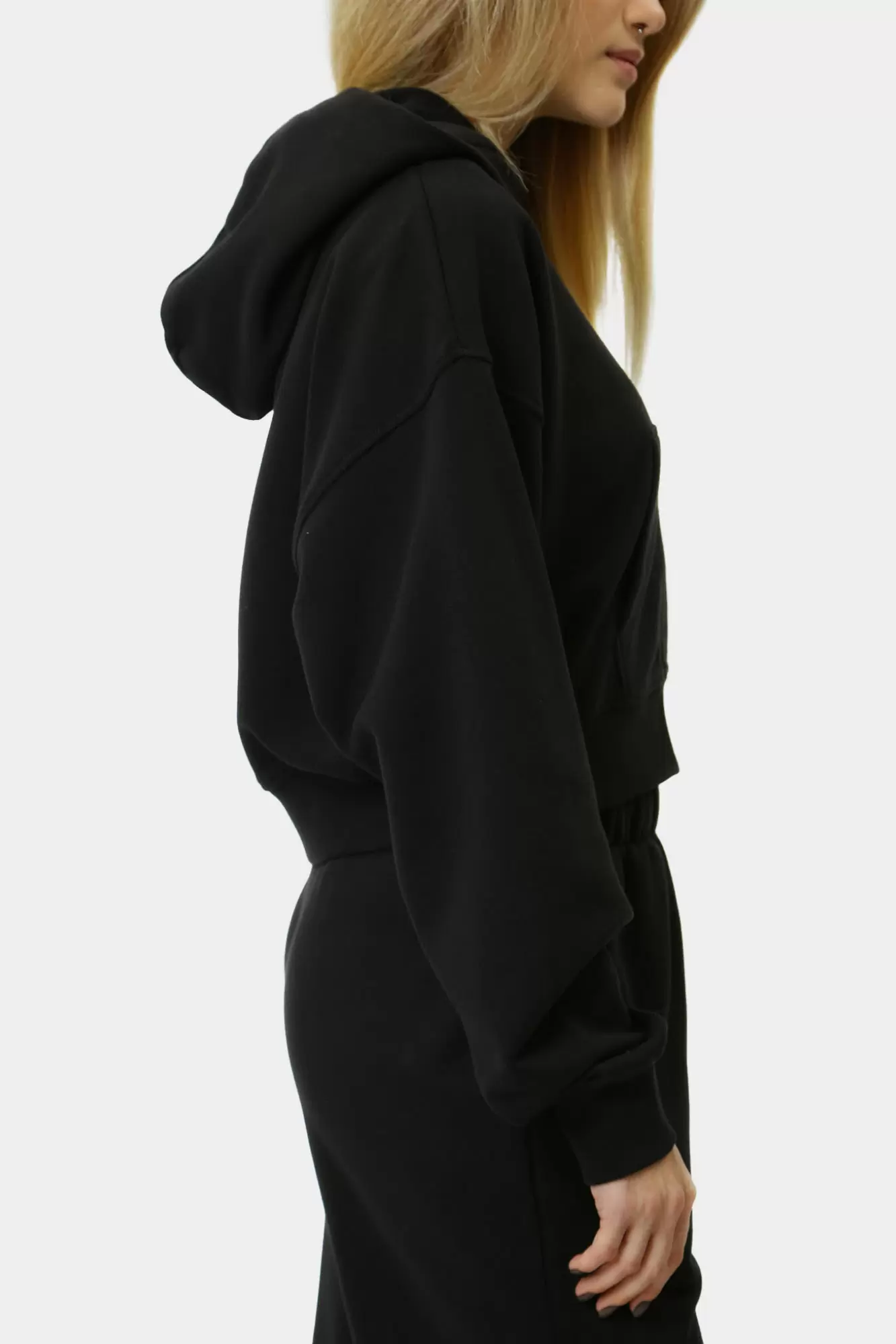 J20J224440 толстовка с/к calvin klein jeans 