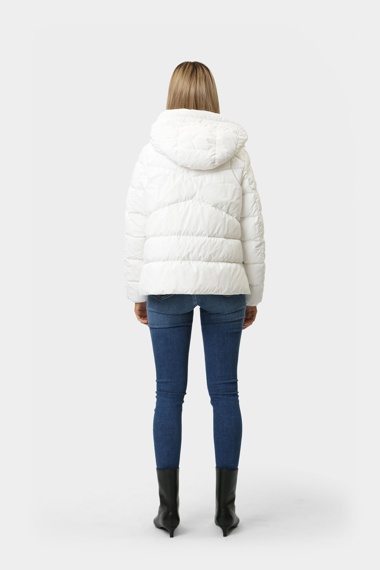 W4626CT3152F пуховик geox