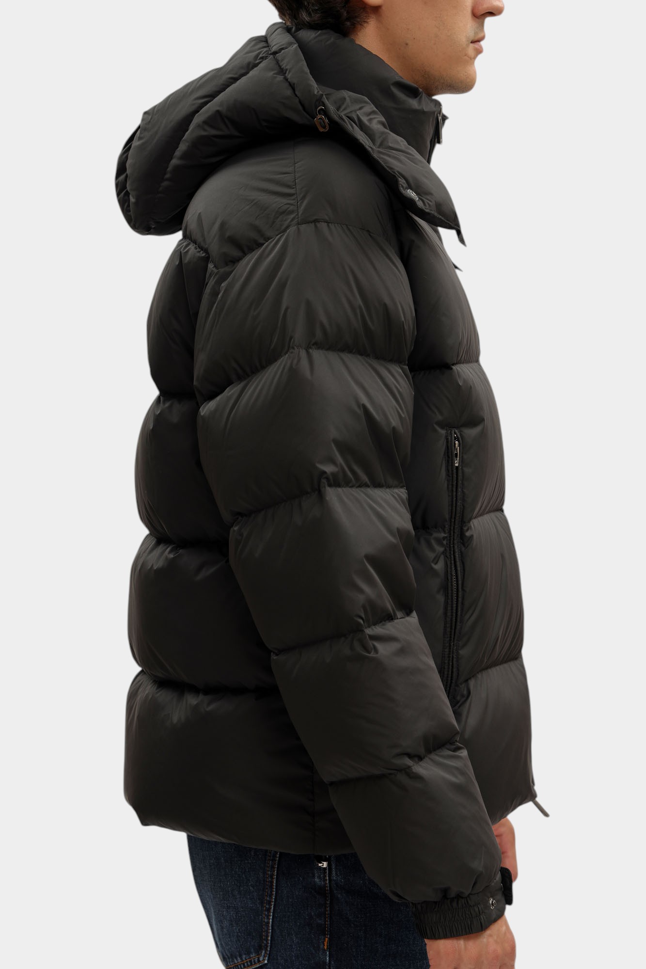 EM003050_ AF18231 Куртка зимняя Emporio Armani Черный