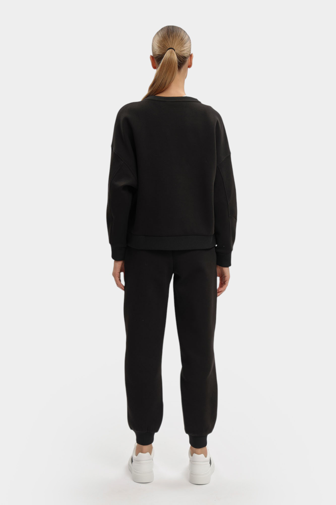 XW000744_AF16134 свитшот armani exchange 