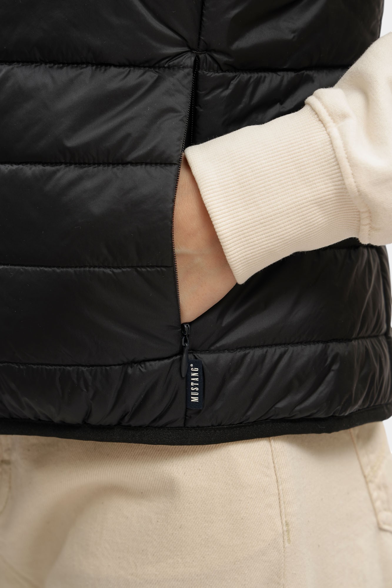 1016738 жилет mustang 