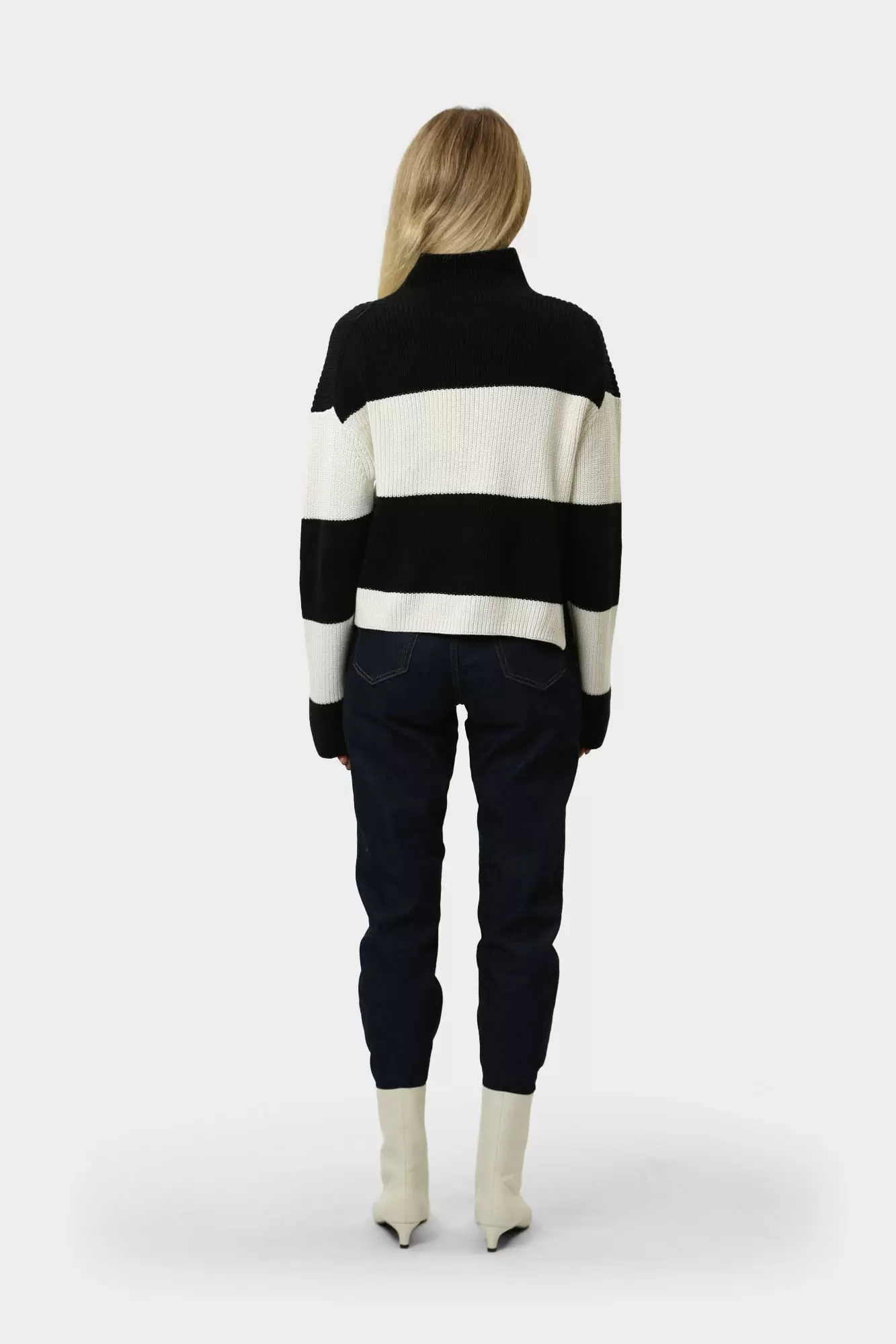 J20J224227 свитер calvin klein jeans