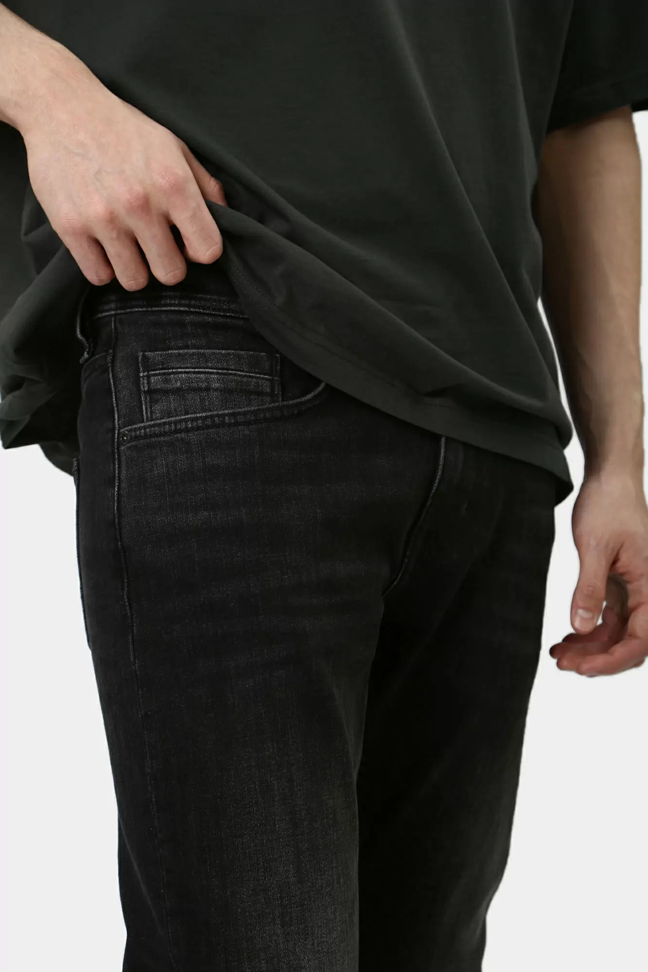 1015508-4000 Джинсы Mustang Черный