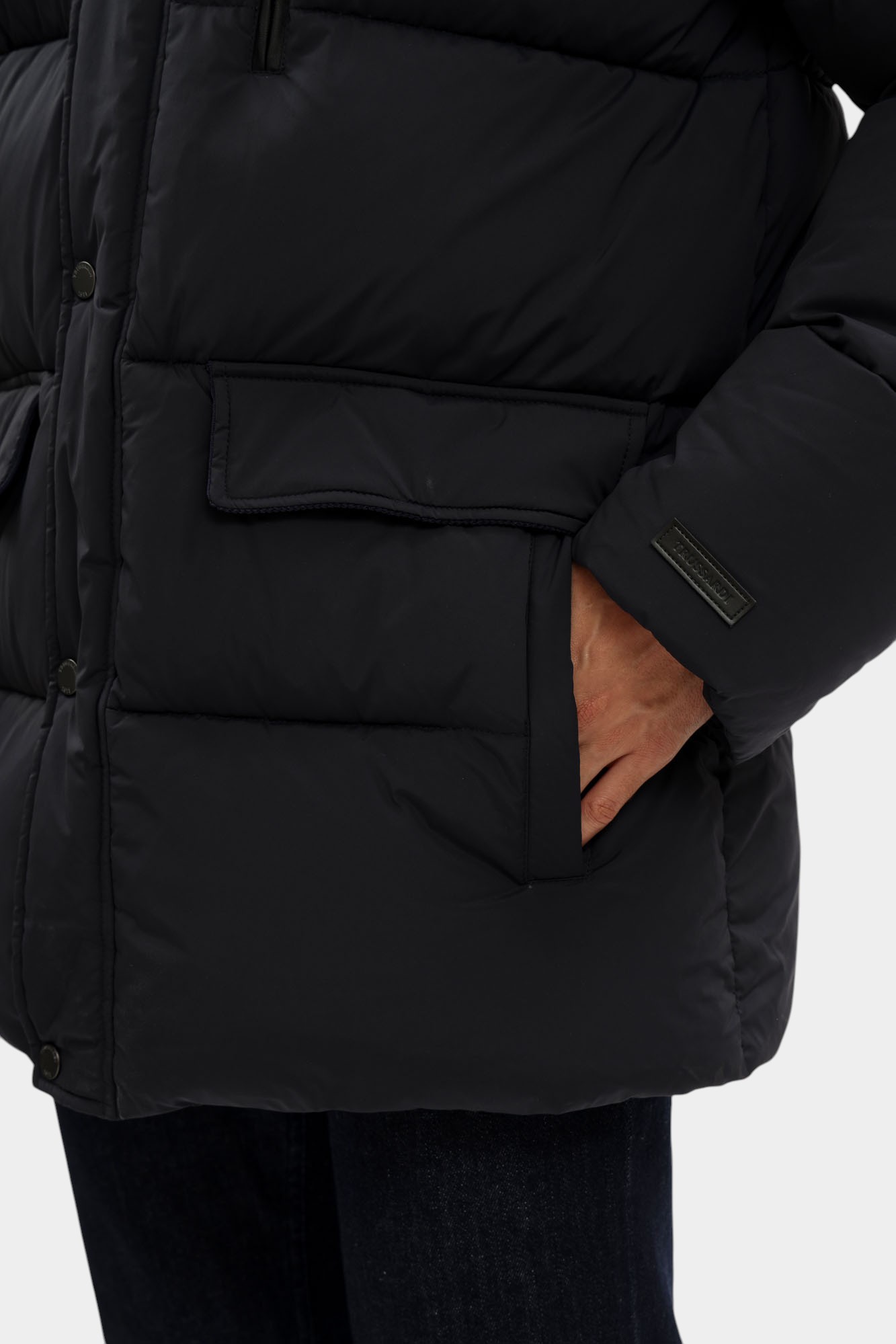 F008M000013N-MO805N12-08YT Пальто пуховое Trussardi Синий