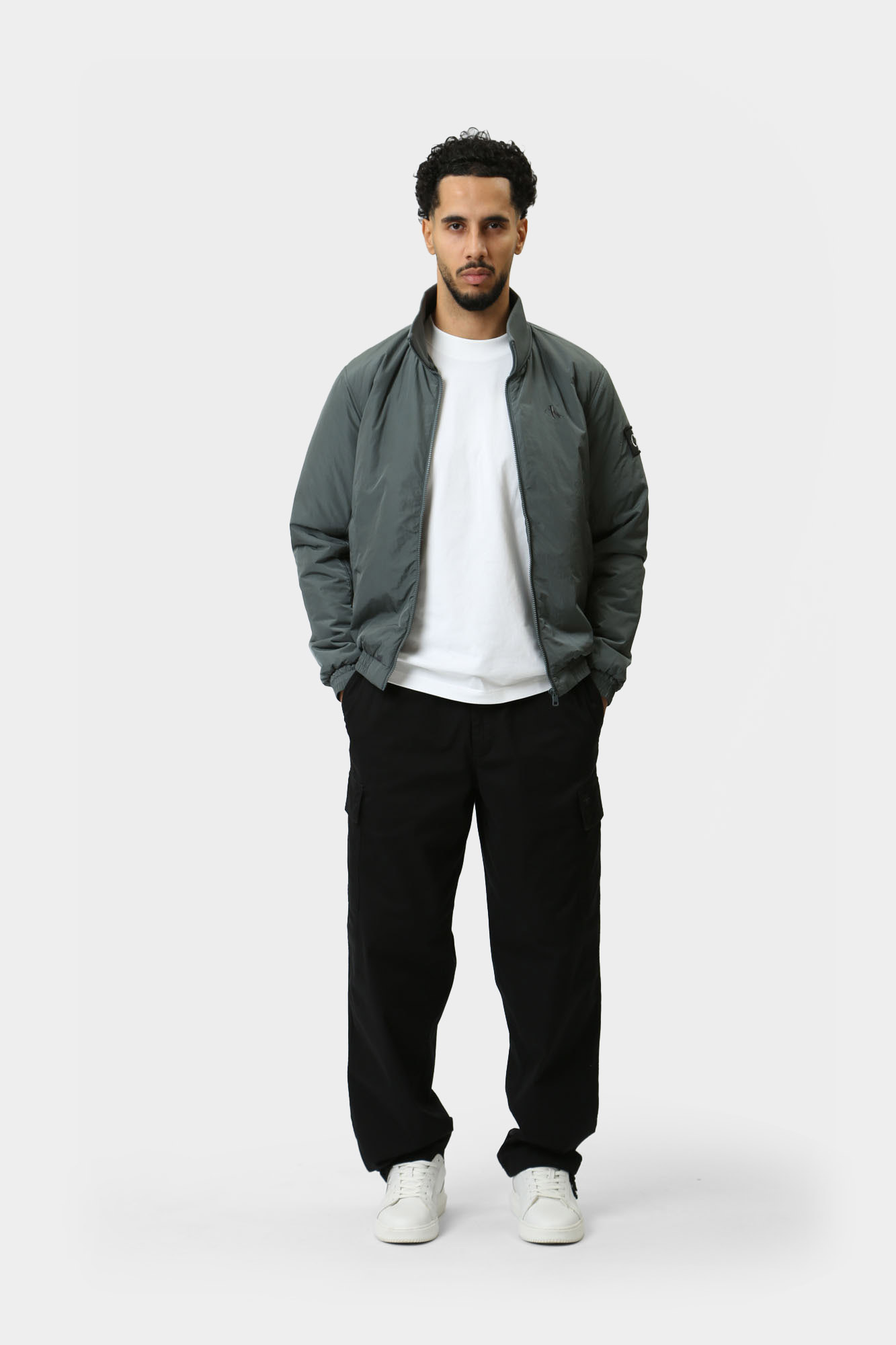 J30J325592 Ветровка Calvin Klein Jeans Зеленый