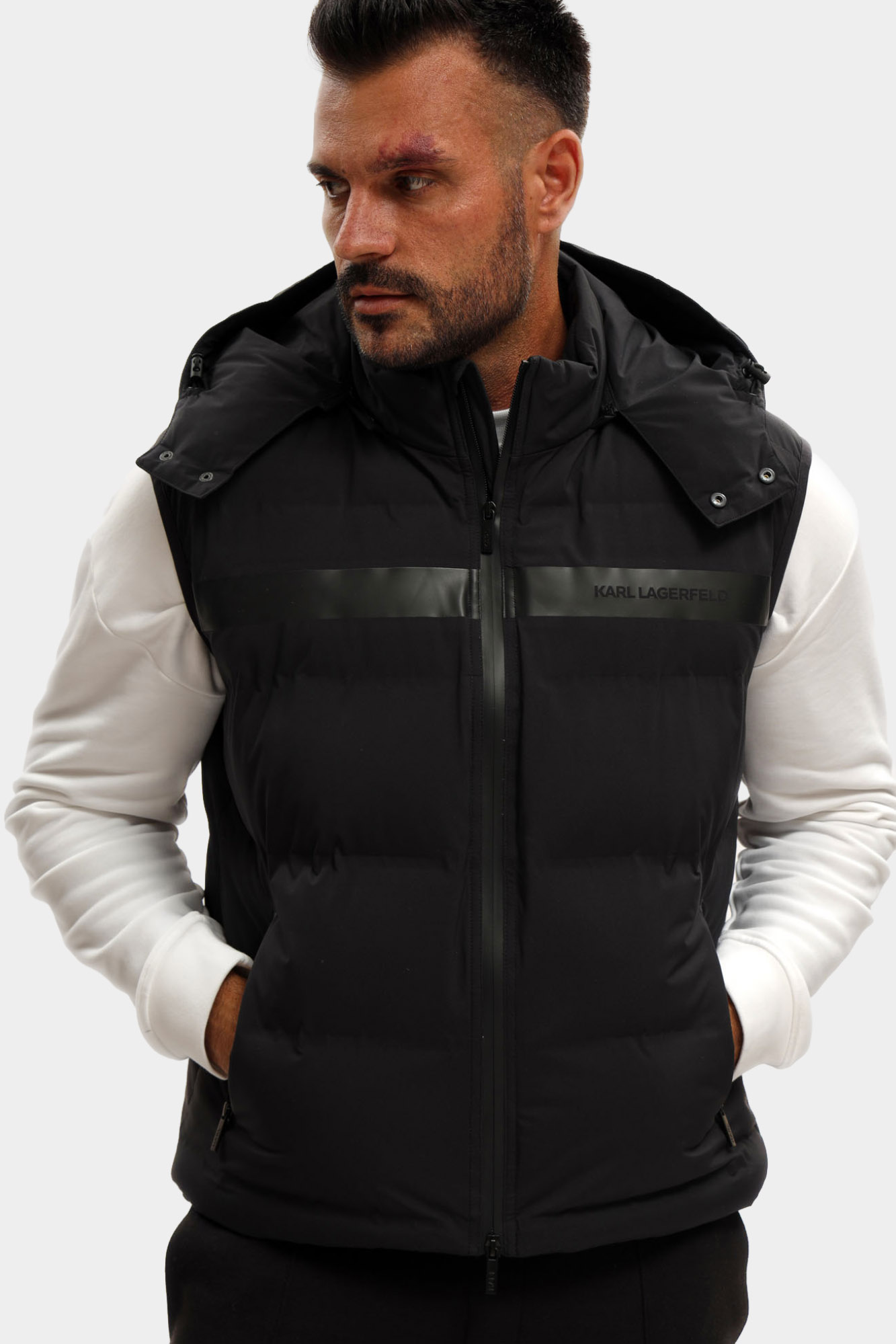 553583_505039 Жилет Karl Lagerfeld Черный