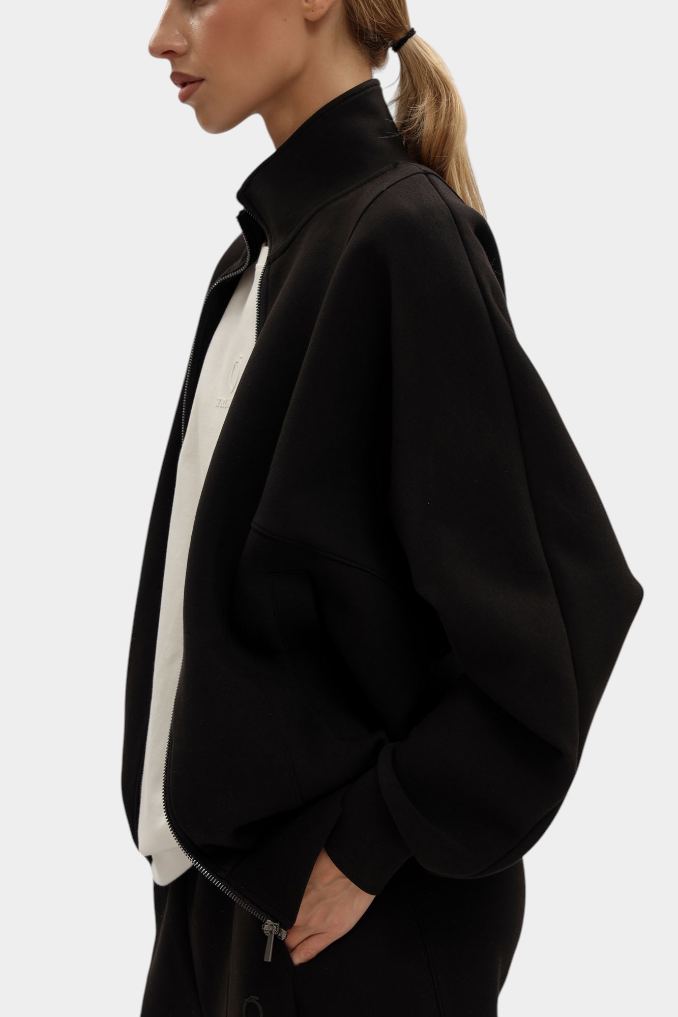 G8406000191N-WF553F04-822H толстовка trussardi 