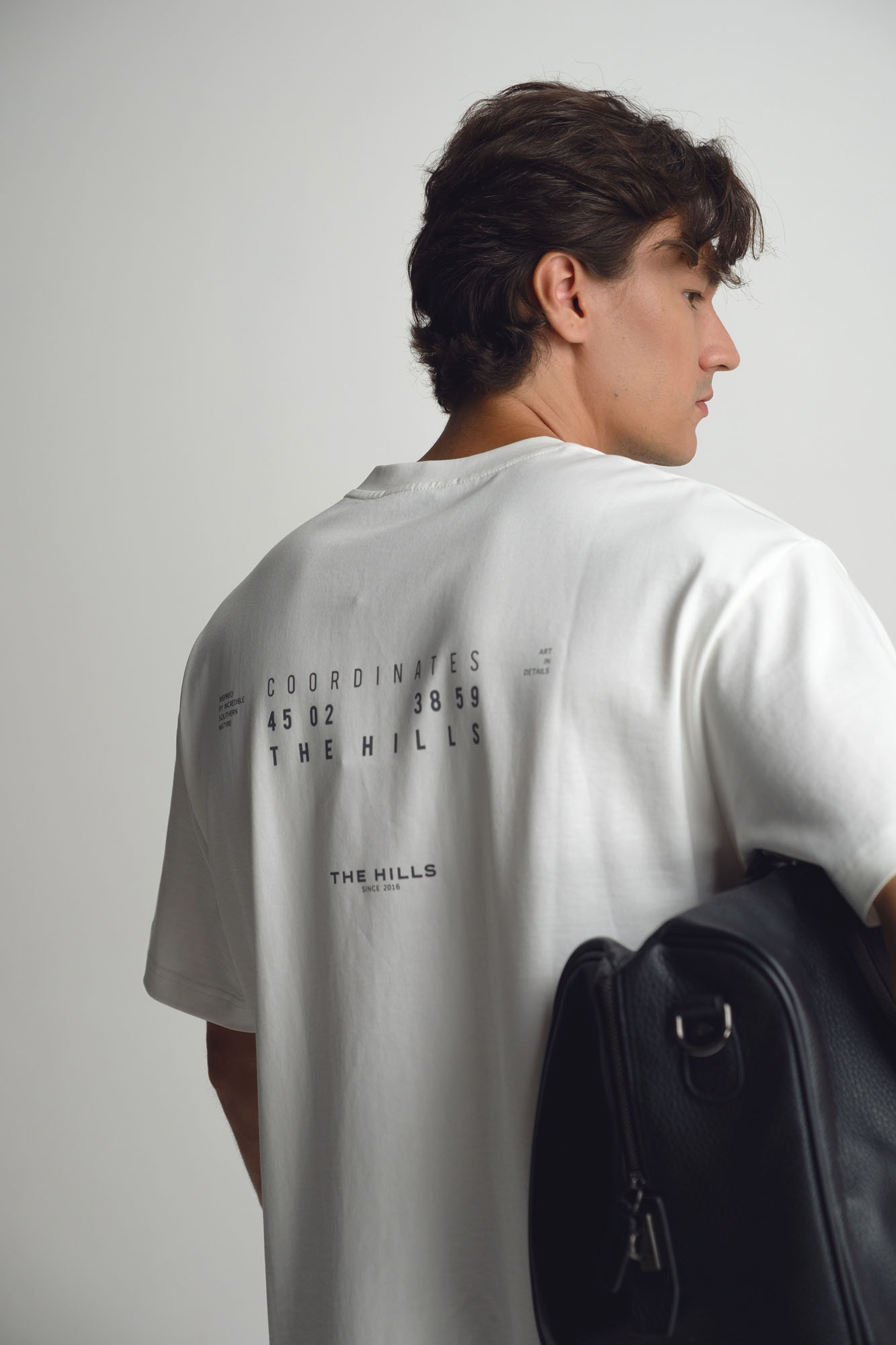 M-252-THT-22-2004 Футболка The Hills Молочный