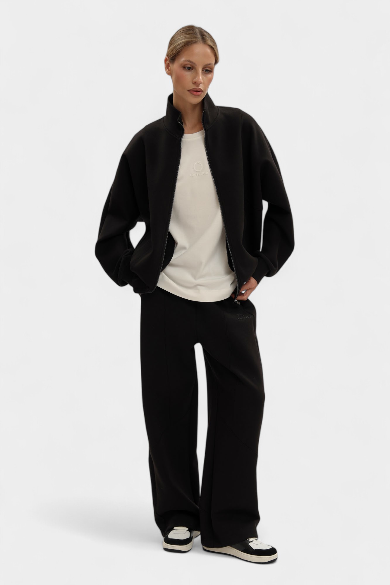 G8406000191N-WF553F04-822H толстовка trussardi 