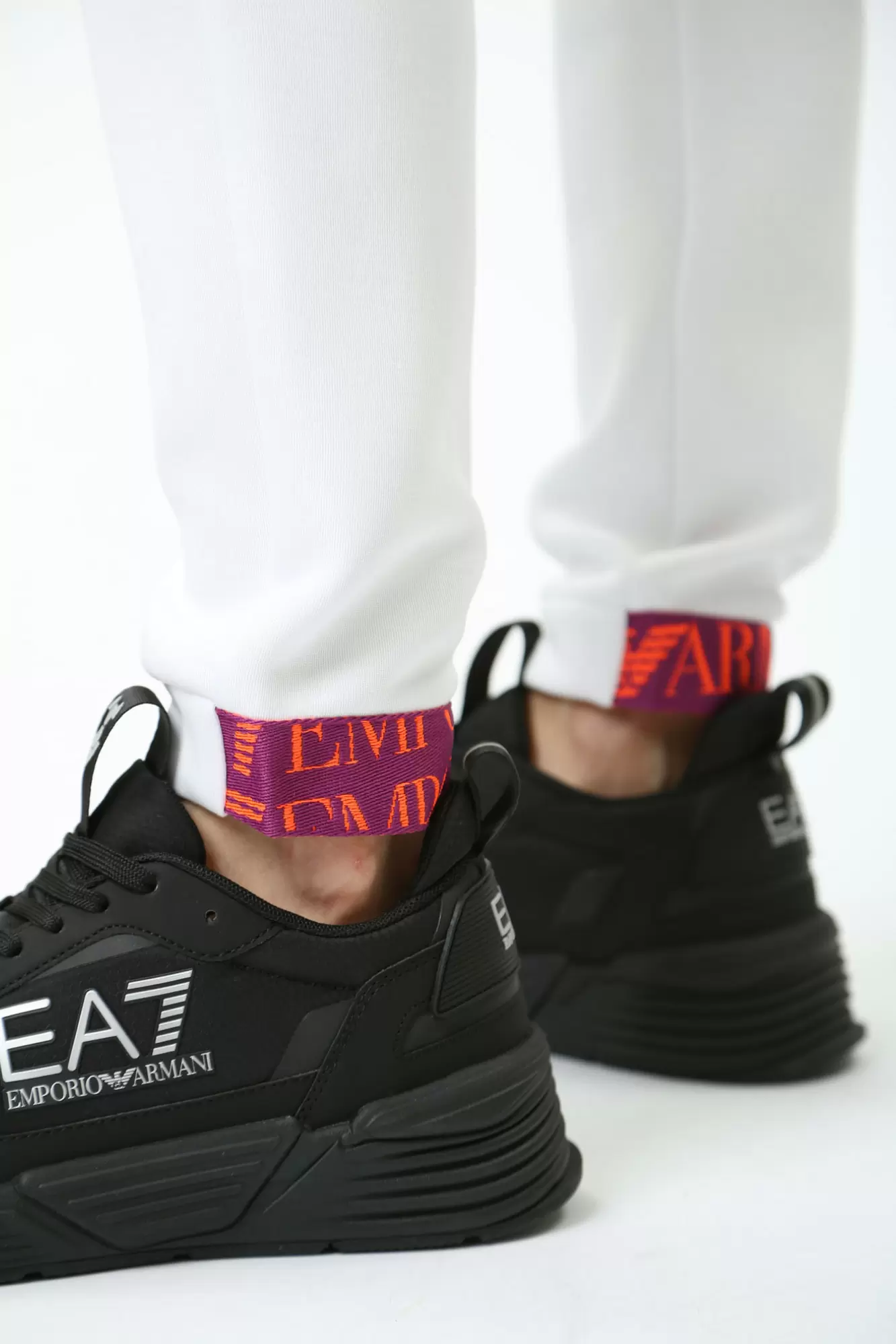 6DTP69_TJUXZ брюки спортивные ea7