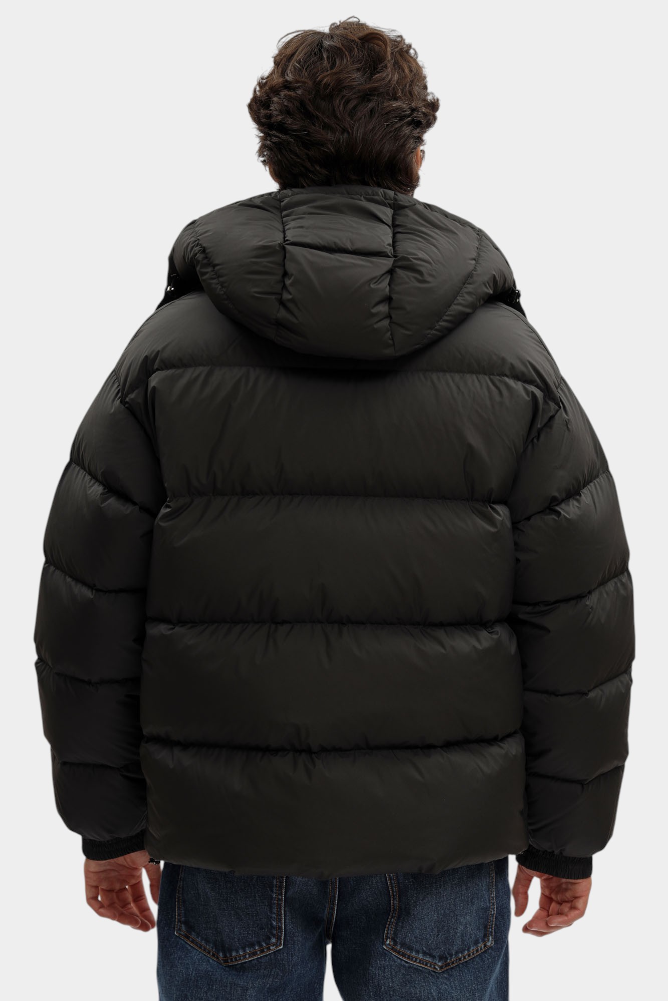 EM003050_ AF18231 Куртка зимняя Emporio Armani Черный