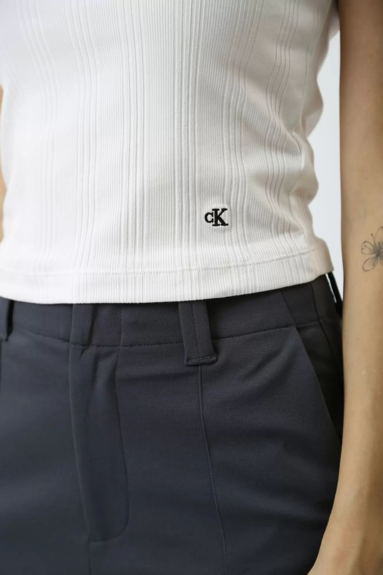 J20J223564 блузка calvin klein jeans 