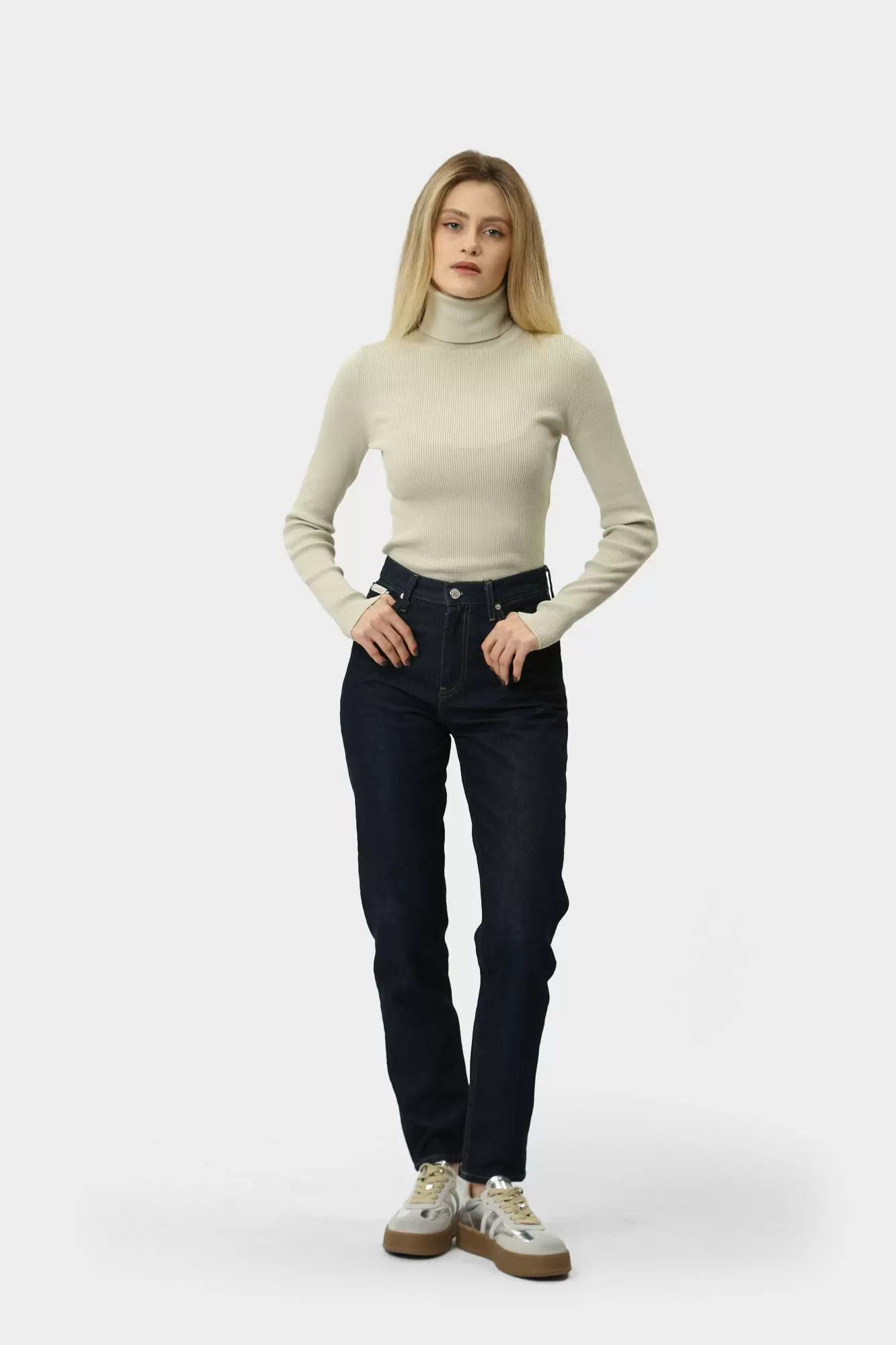 J20J224225 водолазка calvin klein jeans
