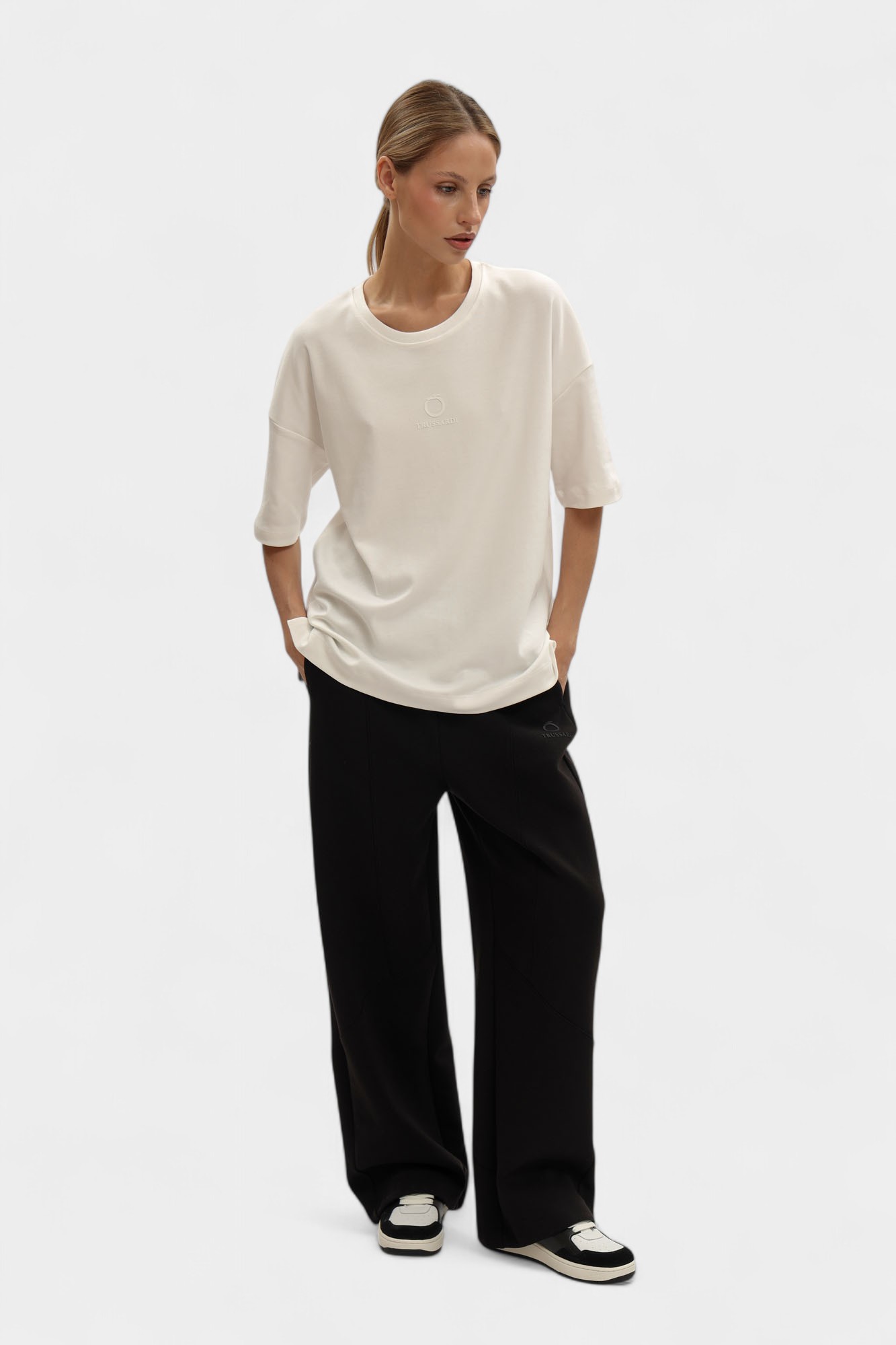 G1106000184N-WTS07J12-84A6 футболка trussardi