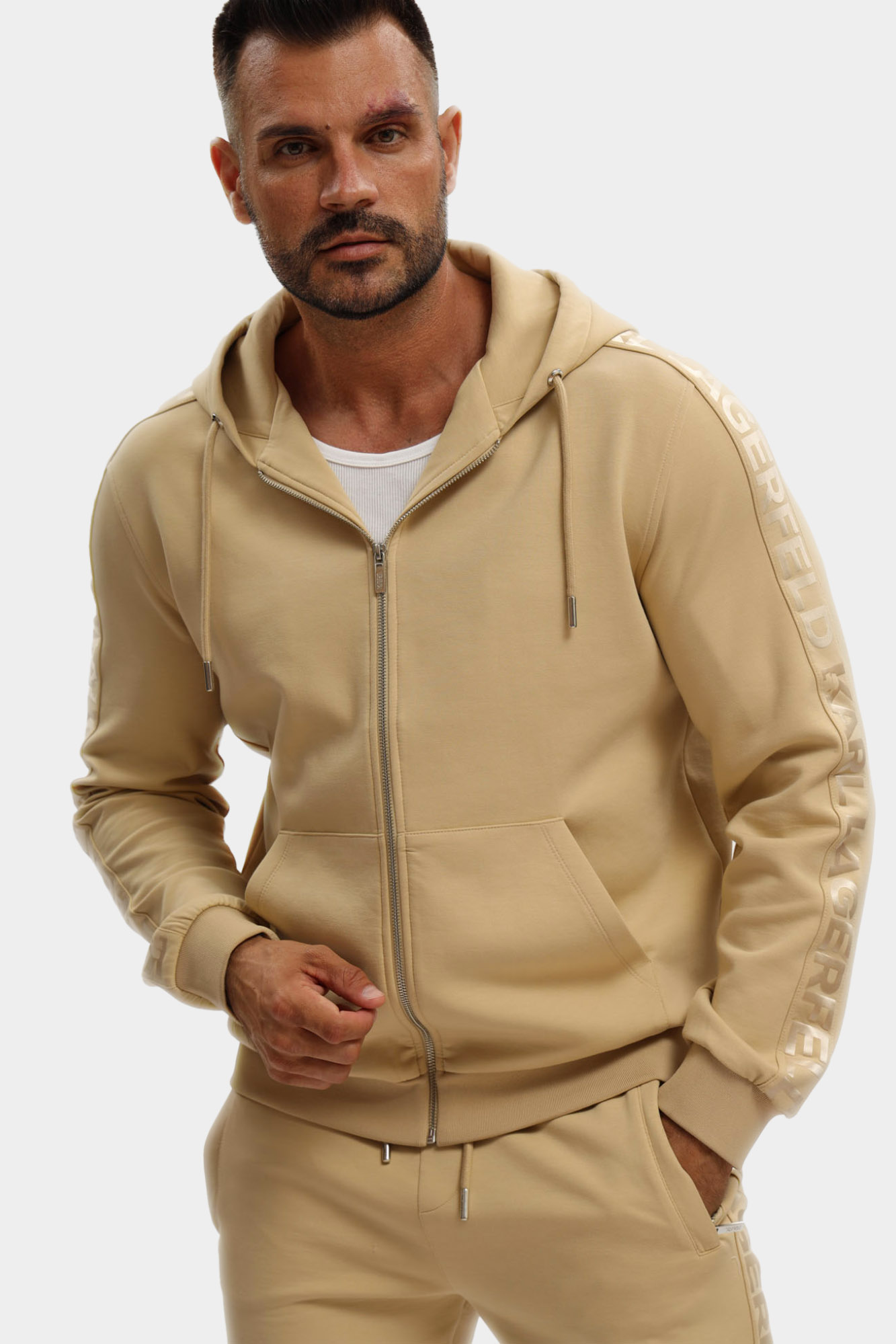 553902_705020 Толстовка Karl Lagerfeld Бежевый