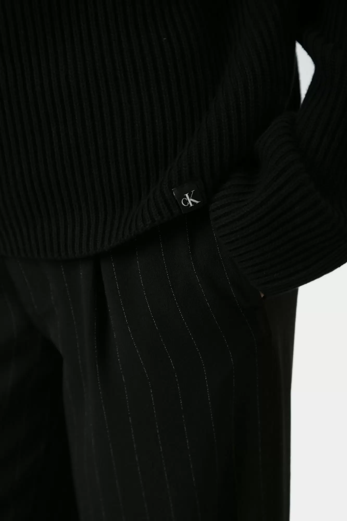 J20J224233 кардиган calvin klein jeans