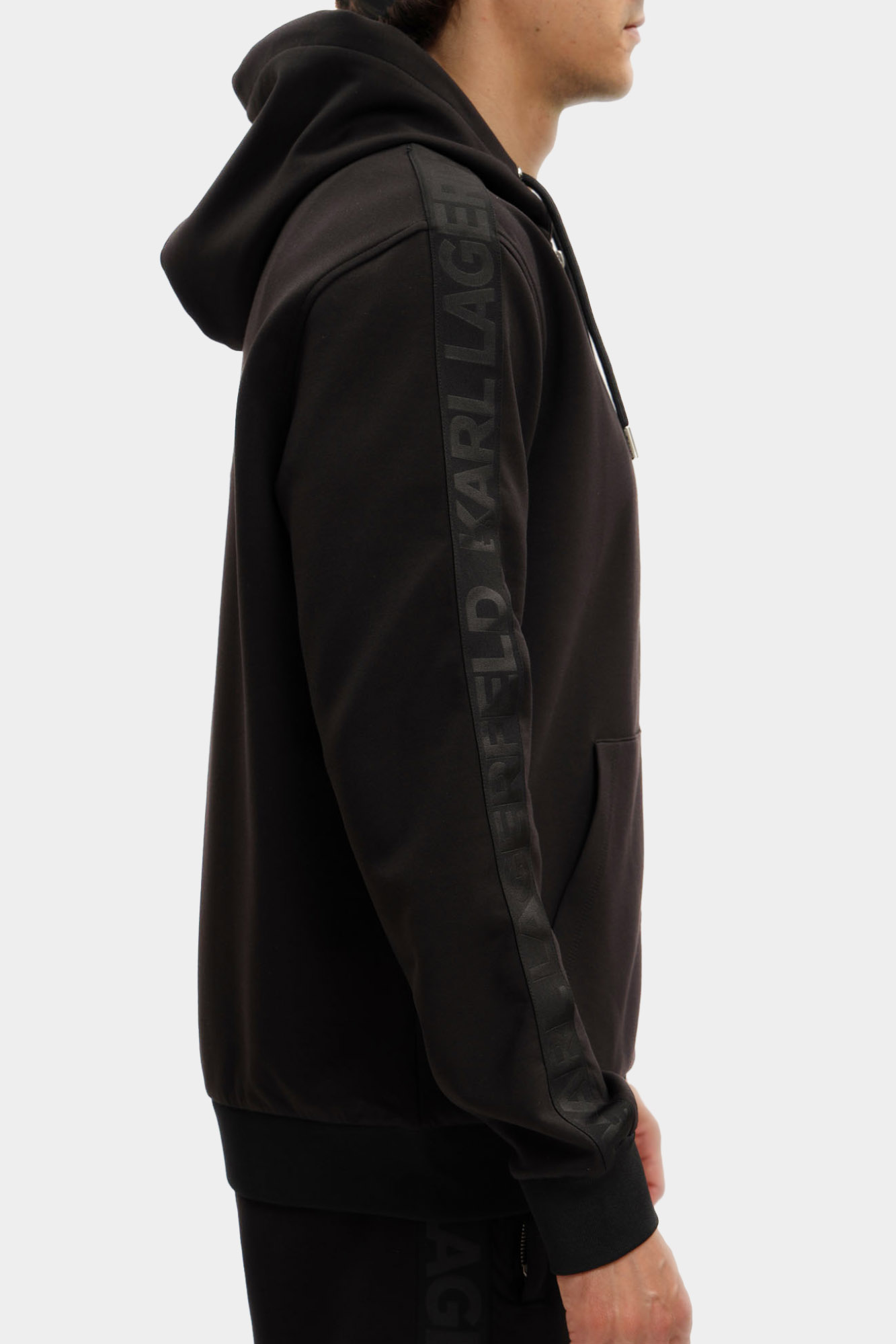 553902_705020 Толстовка с/к Karl Lagerfeld Черный