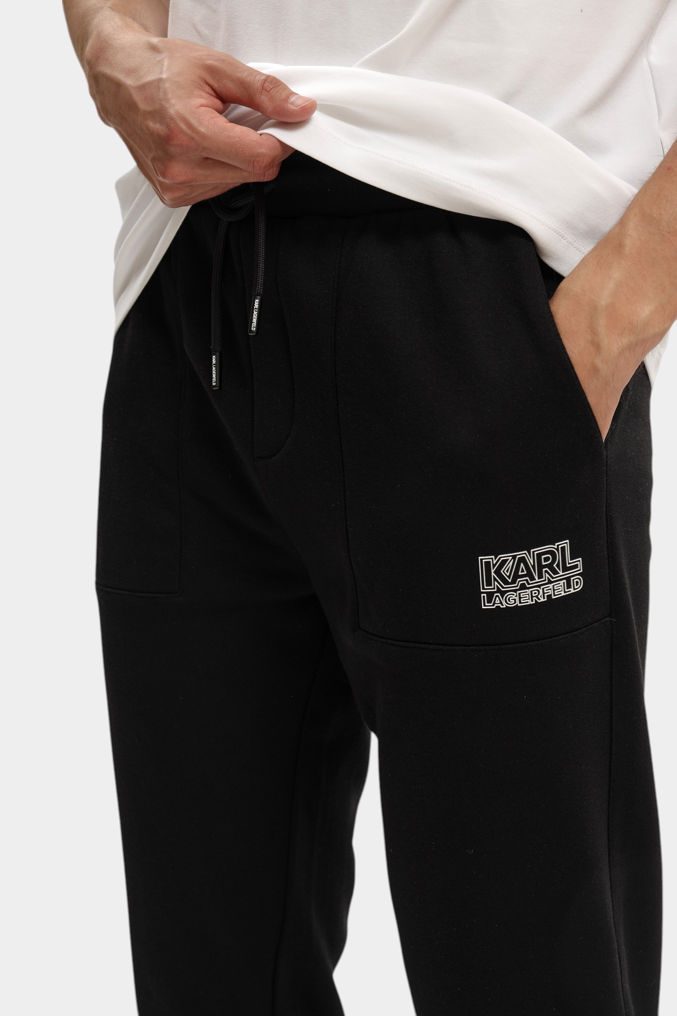 541900_705063 Брюки спортивные Karl Lagerfeld Черный