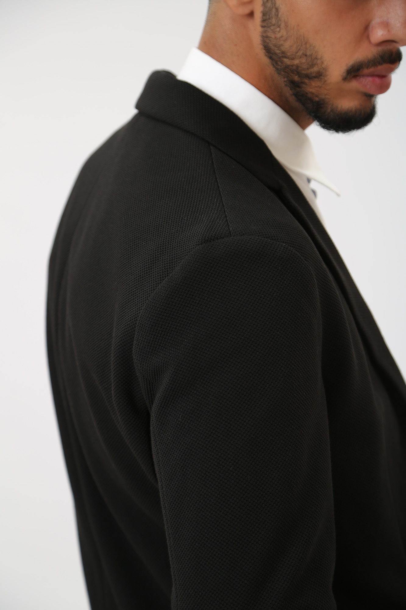 8NZG43_ZNUAZ Пиджак  Armani Exchange Черный