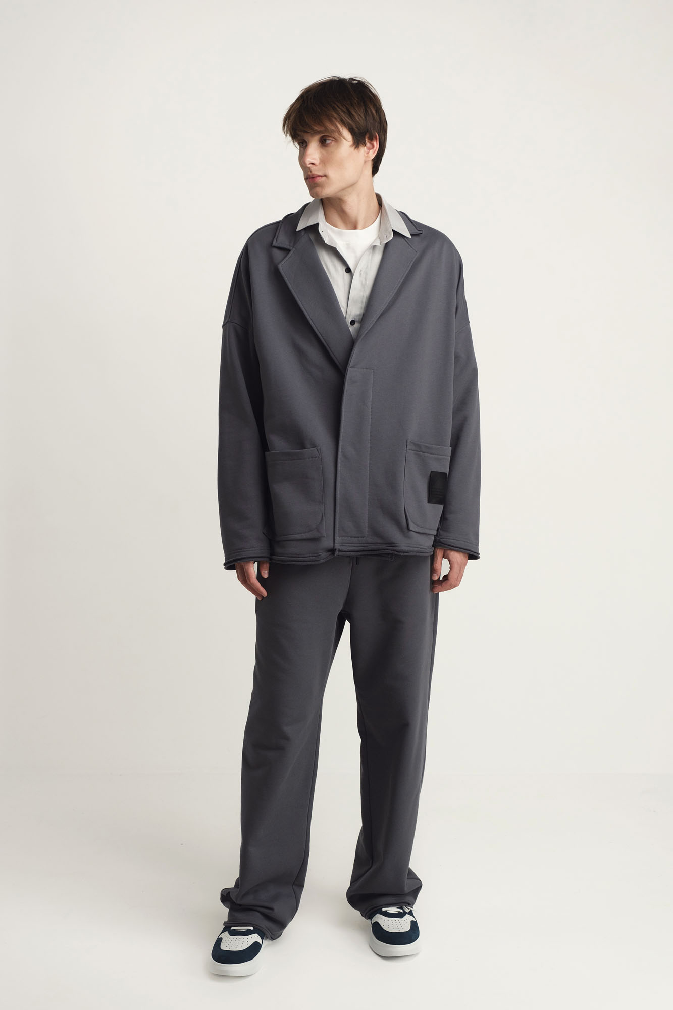 M-242-VE-43-0003 Пиджак The Hills Серый