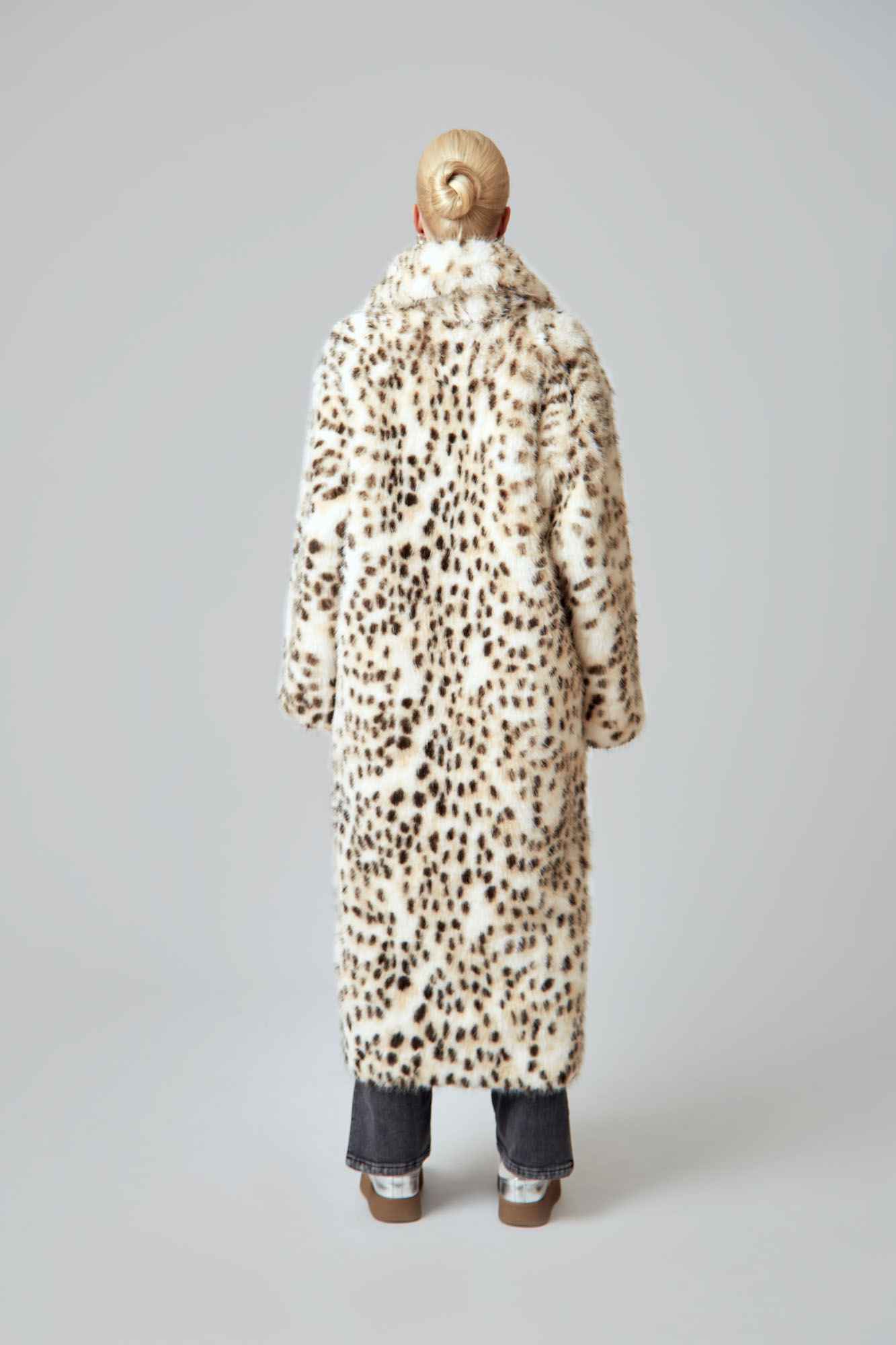 VW-PLO-1072 шуба van mich 