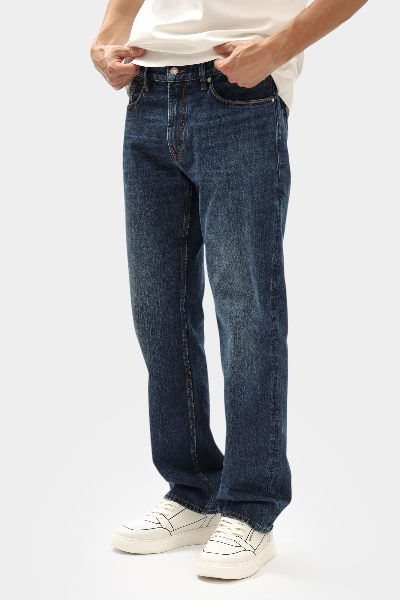 EM000763_ AF1780 Джинсы Emporio Armani Голубой