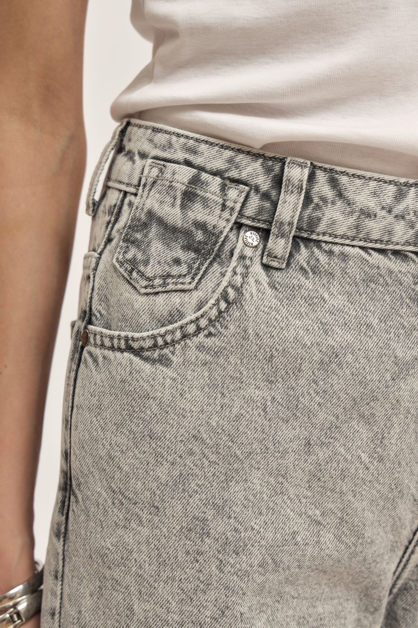 1016547 джинсы mustang 