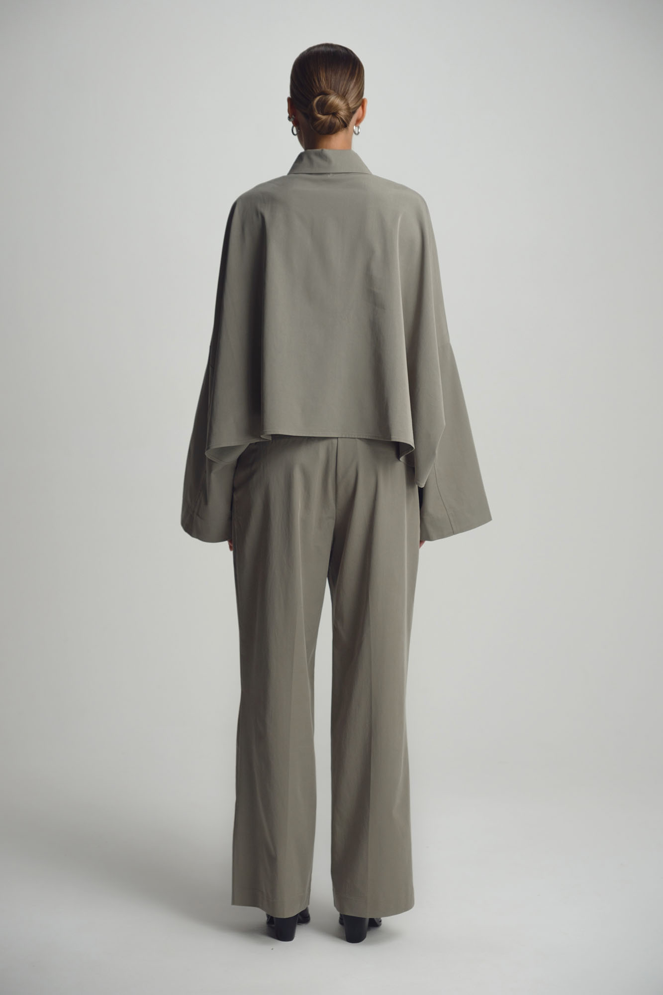 W-250-VA-26811 брюки широкие the hills 