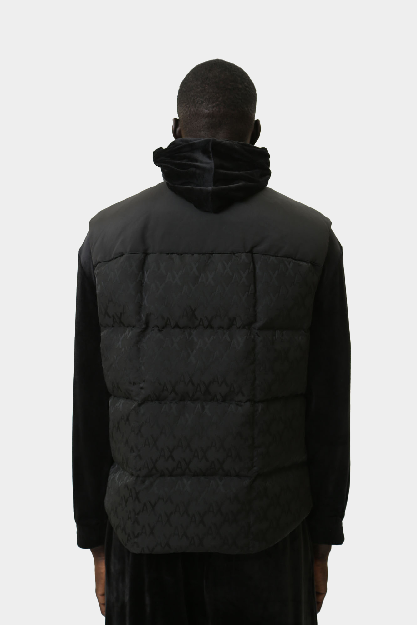 6DZQL1_ZN5GZ Жилет пуховый Armani Exchange Черный